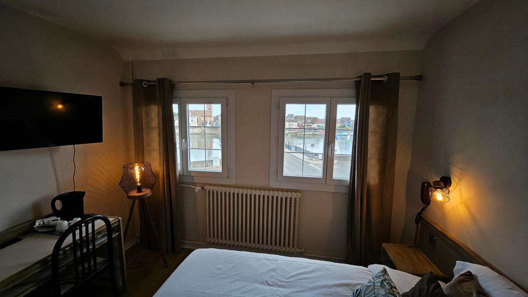 Auberge De La Marine Losne Buitenkant foto